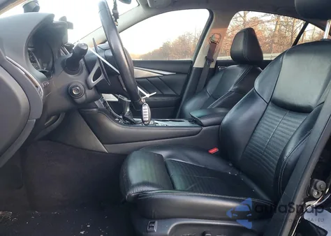 2017 Infinity Q50 Premium z USA, uszkodzony, nr VIN JN1EV7AR8HM839561